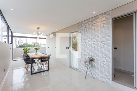 Apartamento à venda com 224m², 3 quartos e 2 vagas Apartamento à venda com 224m², 3 quartos e 2 vagasÁrea Gourmet - Cobertura