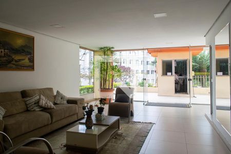 Apartamento para alugar com 34m², 1 quarto e 1 vaga Apartamento para alugar com 34m², 1 quarto e 1 vagaHall social