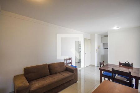 Sala de apartamento para alugar com 2 quartos, 56m² em Jardim Monte Kemel, São Paulo