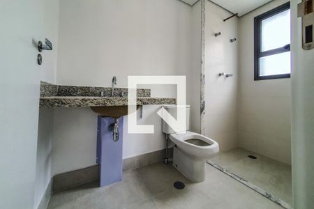 Apartamento para alugar com 167m², 3 quartos e 2 vagasBanheiro