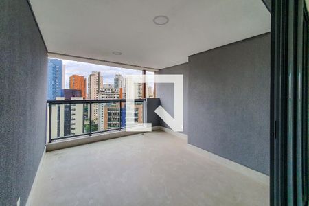 Apartamento para alugar com 167m², 3 quartos e 2 vagasVaranda