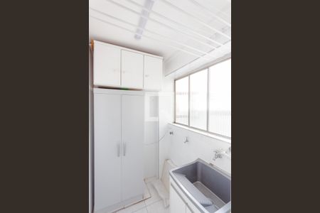 Apartamento para alugar com 64m², 2 quartos e 1 vagaÁrea de Serviço