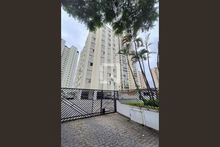 Apartamento à venda com 95m², 3 quartos e 1 vaga Apartamento à venda com 95m², 3 quartos e 1 vagaFachada
