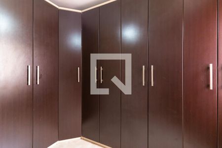 Apartamento à venda com 65m², 3 quartos e 1 vagaQuarto 1 - Armários