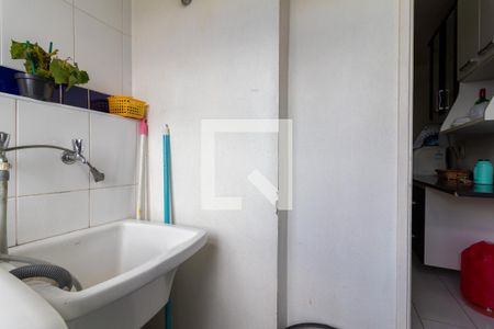 Apartamento à venda com 65m², 3 quartos e 1 vagaÁrea de Serviço