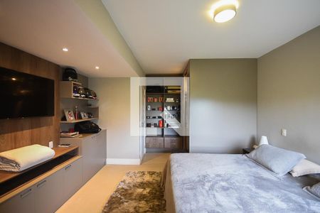 Apartamento à venda com 300m², 3 quartos e 3 vagasSuíte 2