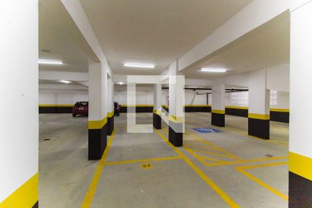 Apartamento à venda com 46m², 2 quartos e 1 vaga Apartamento à venda com 46m², 2 quartos e 1 vagaEstacionamento