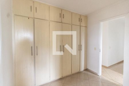 Apartamento para alugar com 153m², 3 quartos e 3 vagasCloset