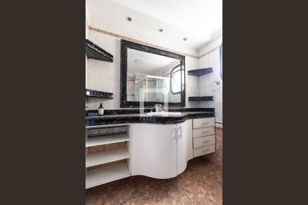 Apartamento para alugar com 153m², 3 quartos e 3 vagasSuíte