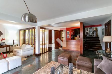 Sala de casa à venda com 6 quartos, 380m² em Santa Lúcia, Belo Horizonte