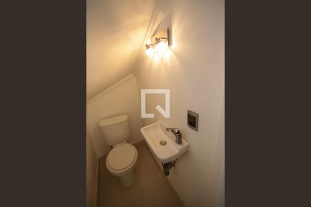 Casa de condomínio para alugar com 62m², 2 quartos e 1 vaga Casa de condomínio para alugar com 62m², 2 quartos e 1 vagaLavabo