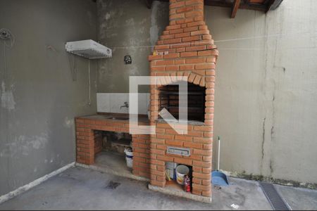 Casa de condomínio à venda com 110m², 3 quartos e 2 vagasChurrasqueira