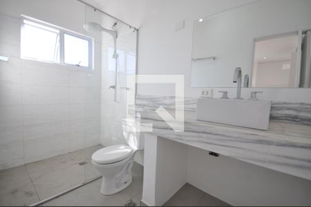 Casa de condomínio à venda com 110m², 3 quartos e 2 vagasBanheiro da Suíte