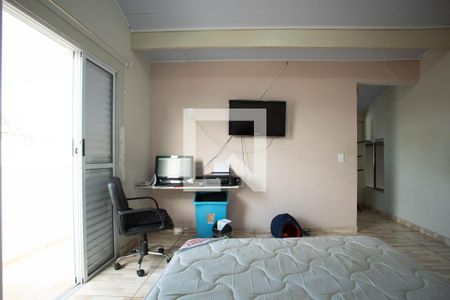 Casa para alugar com 198m², 4 quartos e 2 vagas Casa para alugar com 198m², 4 quartos e 2 vagasQuarto 2 - Suíte