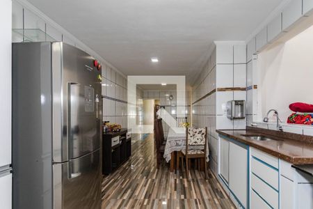 Casa para alugar com 198m², 4 quartos e 2 vagas Casa para alugar com 198m², 4 quartos e 2 vagasCozinha