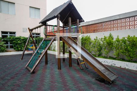 Apartamento para alugar com 50m², 2 quartos e 1 vagaÁrea comum - Playground