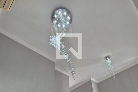 Sala  de casa de condomínio para alugar com 3 quartos, 190m² em Santa Cruz, Valinhos