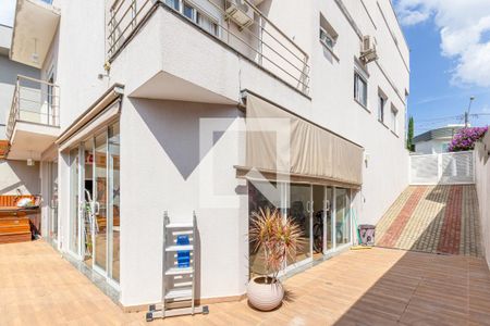 Casa de condomínio para alugar com 190m², 3 quartos e 2 vagasQuintal / Garagem 