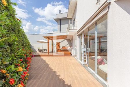 Casa de condomínio para alugar com 190m², 3 quartos e 2 vagasQuintal / Ofurô 