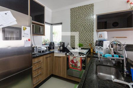 Casa de condomínio para alugar com 190m², 3 quartos e 2 vagasCozinha 