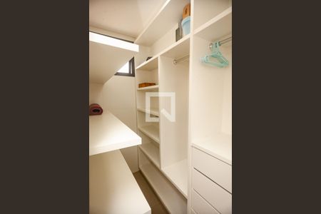 Apartamento para alugar com 77m², 2 quartos e 2 vagasCloset do quarto 1