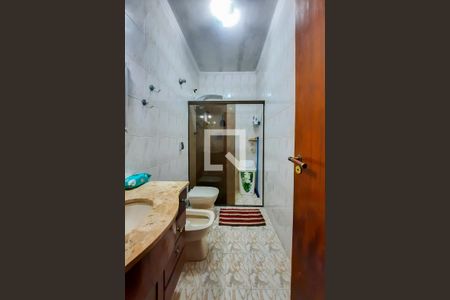 Casa à venda com 98m², 2 quartos e 2 vagasBanheiro