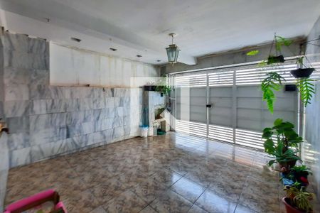 Casa à venda com 98m², 2 quartos e 2 vagasGaragem