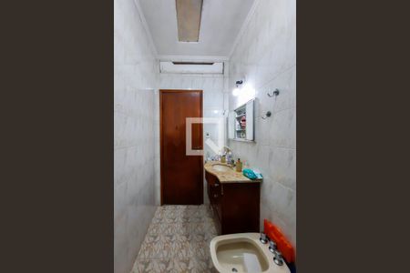 Casa à venda com 98m², 2 quartos e 2 vagasBanheiro