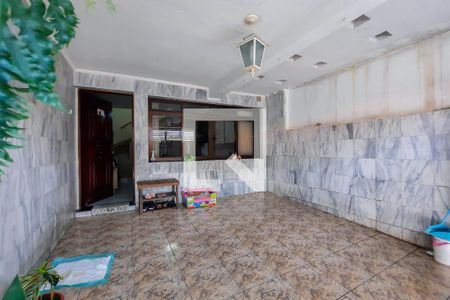 Casa à venda com 98m², 2 quartos e 2 vagasGaragem