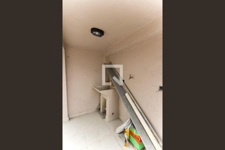 Casa para alugar com 100m², 2 quartos e sem vagaÁrea de Serviço