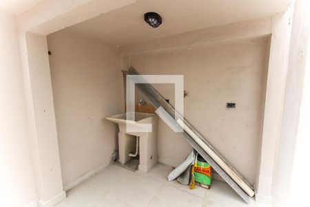 Casa para alugar com 100m², 2 quartos e sem vagaÁrea de Serviço