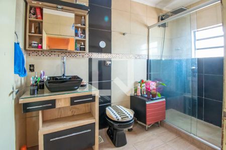 Casa à venda com 142m², 3 quartos e 2 vagas Casa à venda com 142m², 3 quartos e 2 vagasBanheiro 1