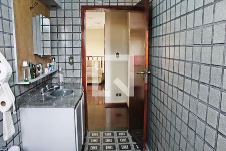 Casa para alugar com 360m², 3 quartos e 3 vagasBanheiro