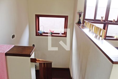 Casa para alugar com 360m², 3 quartos e 3 vagasEscada