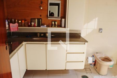 Casa para alugar com 360m², 3 quartos e 3 vagasBanheiro da Suíte