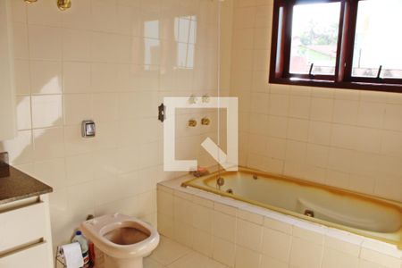 Casa para alugar com 360m², 3 quartos e 3 vagassuite