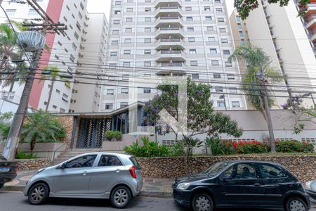 Apartamento à venda com 128m², 3 quartos e 1 vagaFachada