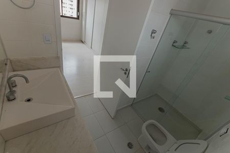 Apartamento à venda com 128m², 3 quartos e 1 vagaBanheiro 2