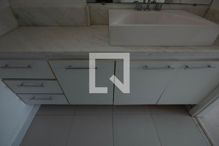 Apartamento à venda com 128m², 3 quartos e 1 vagaBanheiro da Banheiro 2Suíte