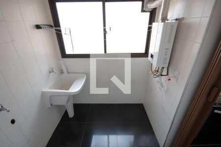 Apartamento à venda com 128m², 3 quartos e 1 vagaÁrea de Serviço