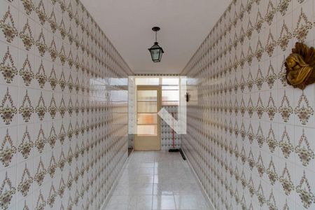 Casa à venda com 75m², 2 quartos e 1 vagaCorredor Lateral