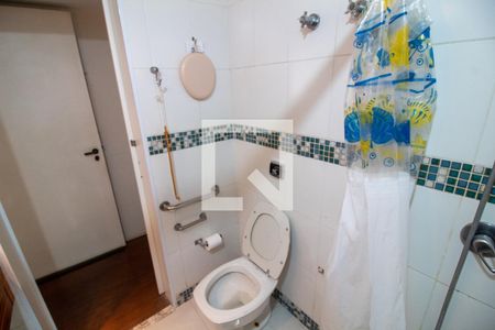 Apartamento à venda com 98m², 3 quartos e 1 vaga Apartamento à venda com 98m², 3 quartos e 1 vagaBanheiro Corredor