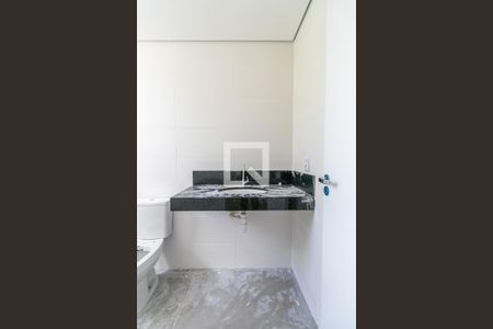 Casa à venda com 175m², 3 quartos e 2 vagasBanheiro da Suíte