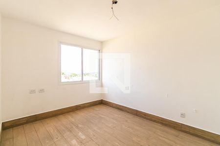 Casa à venda com 175m², 3 quartos e 2 vagasQuarto 2