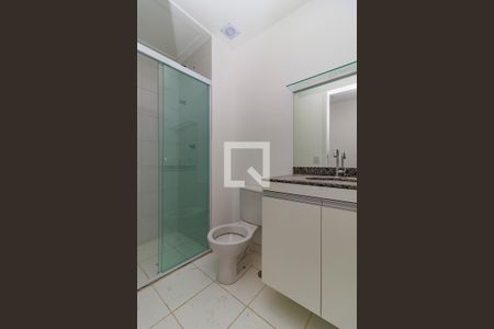 Banheiro de apartamento para alugar com 1 quarto, 26m² em Jardim Monte Azul, São Paulo