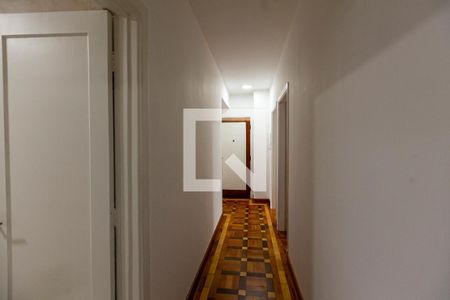 Apartamento à venda com 106m², 3 quartos e 1 vagaCorredor quartos