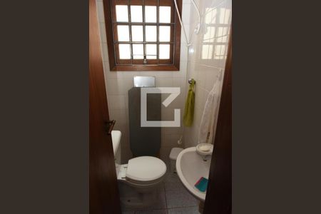 Casa à venda com 400m², 3 quartos e 3 vagasBanheiro de serviço