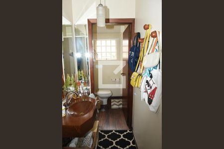 Casa à venda com 400m², 3 quartos e 3 vagasLavabo