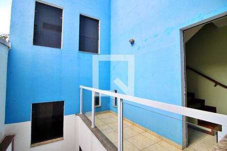 Casa à venda com 260m², 3 quartos e 2 vagasVaranda