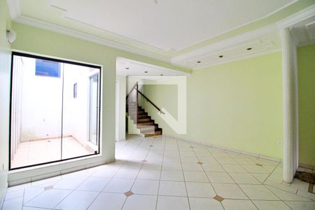 Sala de casa para alugar com 3 quartos, 260m² em Jardim Santo Alberto, Santo André